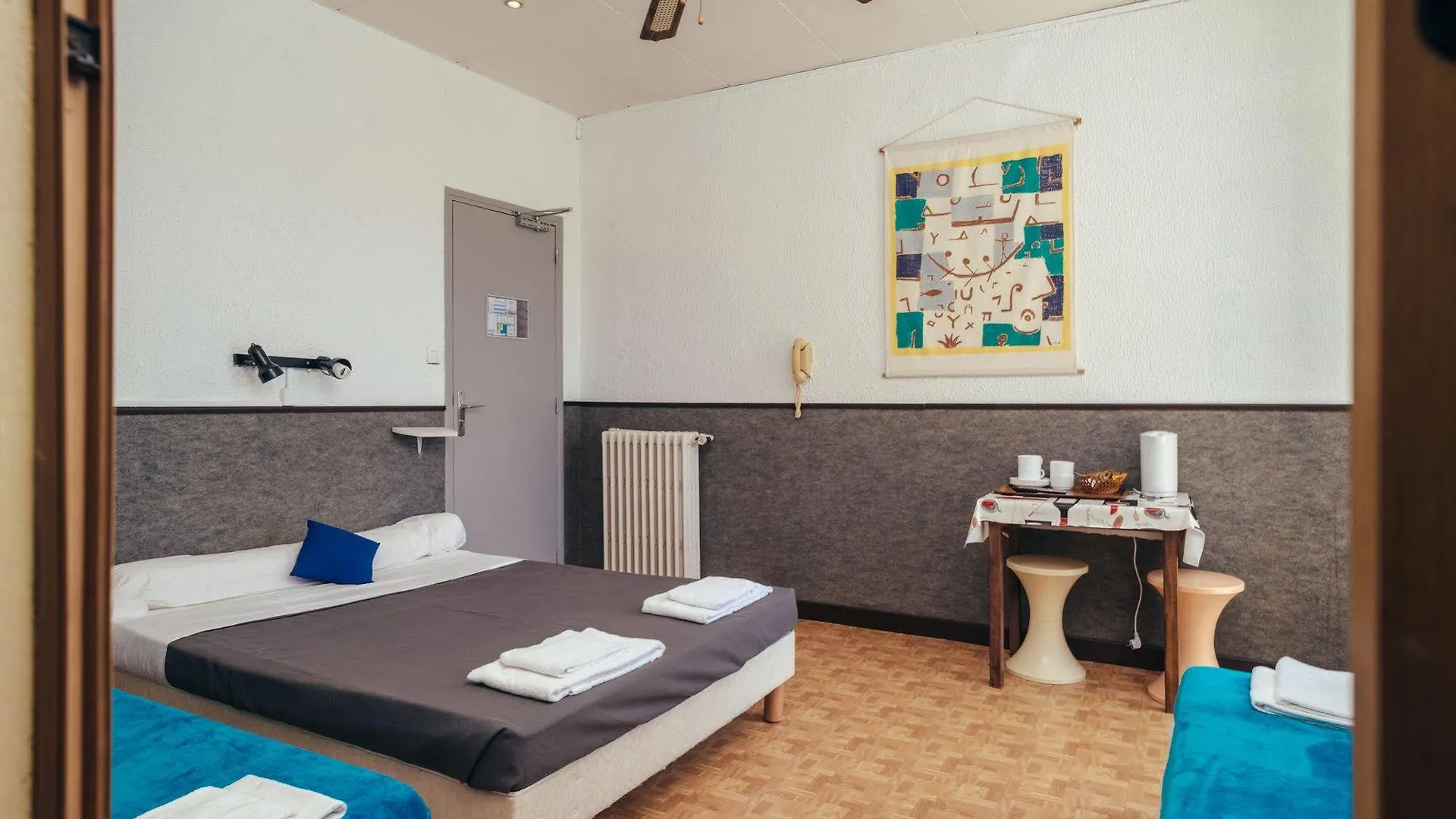 ** Hotel Hôtel Monet Nizza Francia