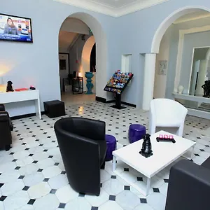 Hotel 66